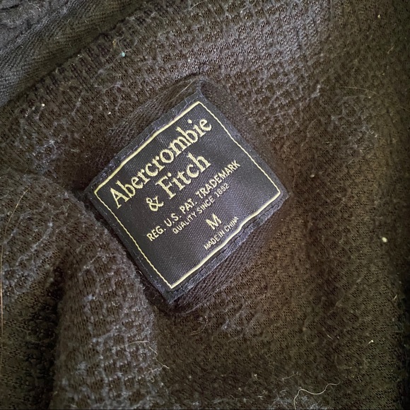 A&F FUZZY HALF ZIP SWEATER - Picture 2 of 3